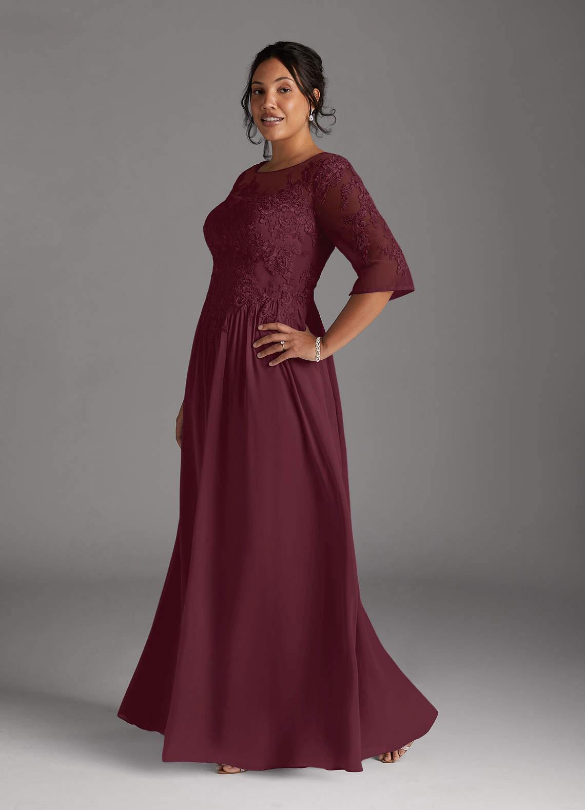 Azazie Mirielle vestidos de madre de la novia Vestido de Cabernet de Gasa de Corte En A con Encaje Scoop image9