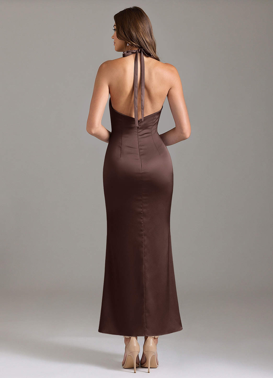 Azazie Valerie Robes de demoiselle d'honneur Robe Sirène en Satin extensible Plissée Ganache image1