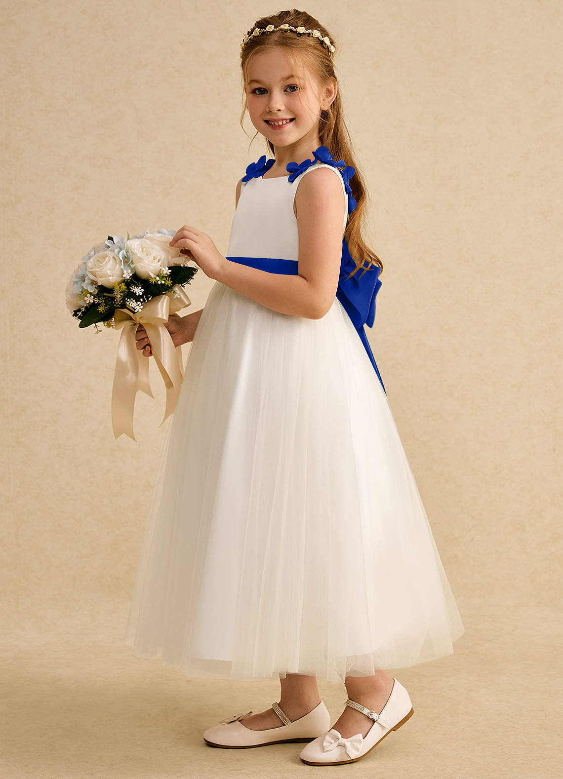Beige/gold paillet & bow dress (Maat: 146/152 (12)) | Meisjes Jurkjes | Hippe Beebjes
