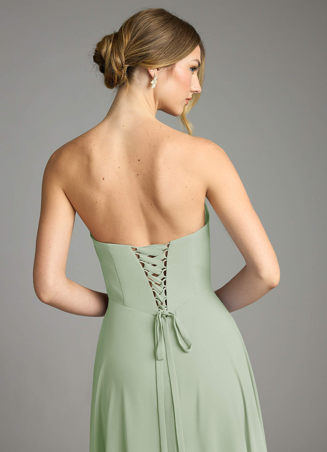 Azazie Ayla Abiti da Damigella Abito A-Line in Chiffon Scollo a Cuore Verde Salvia image12