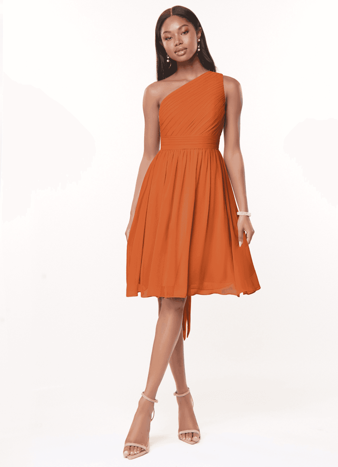 Azazie Katrina Robes de demoiselle d'honneur Robe Trapèze en Mousseline de soie Ue épaule Cannelle image1