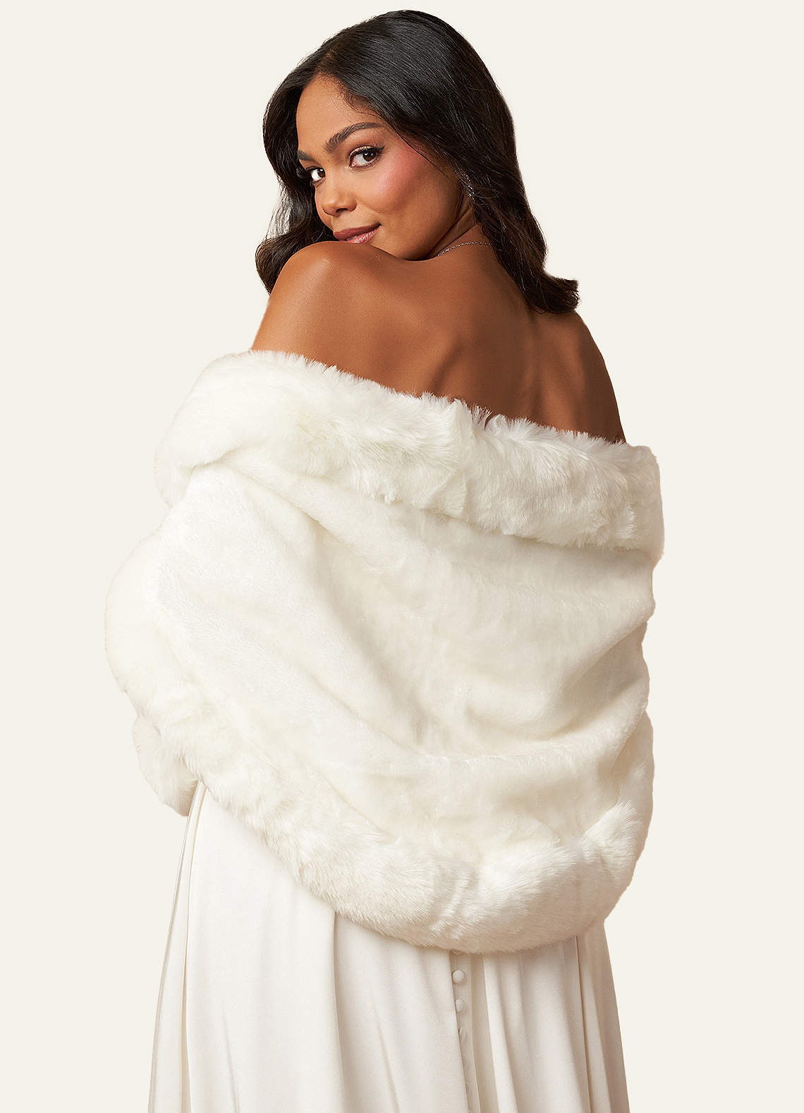 front Charming Faux Fur Wrap