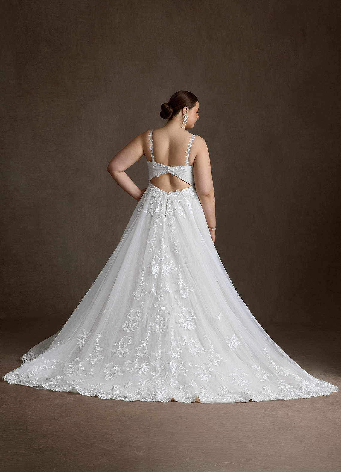 Azazie Devi Diamond White A-Line V-Neck Lace Tulle Dress | Azazie