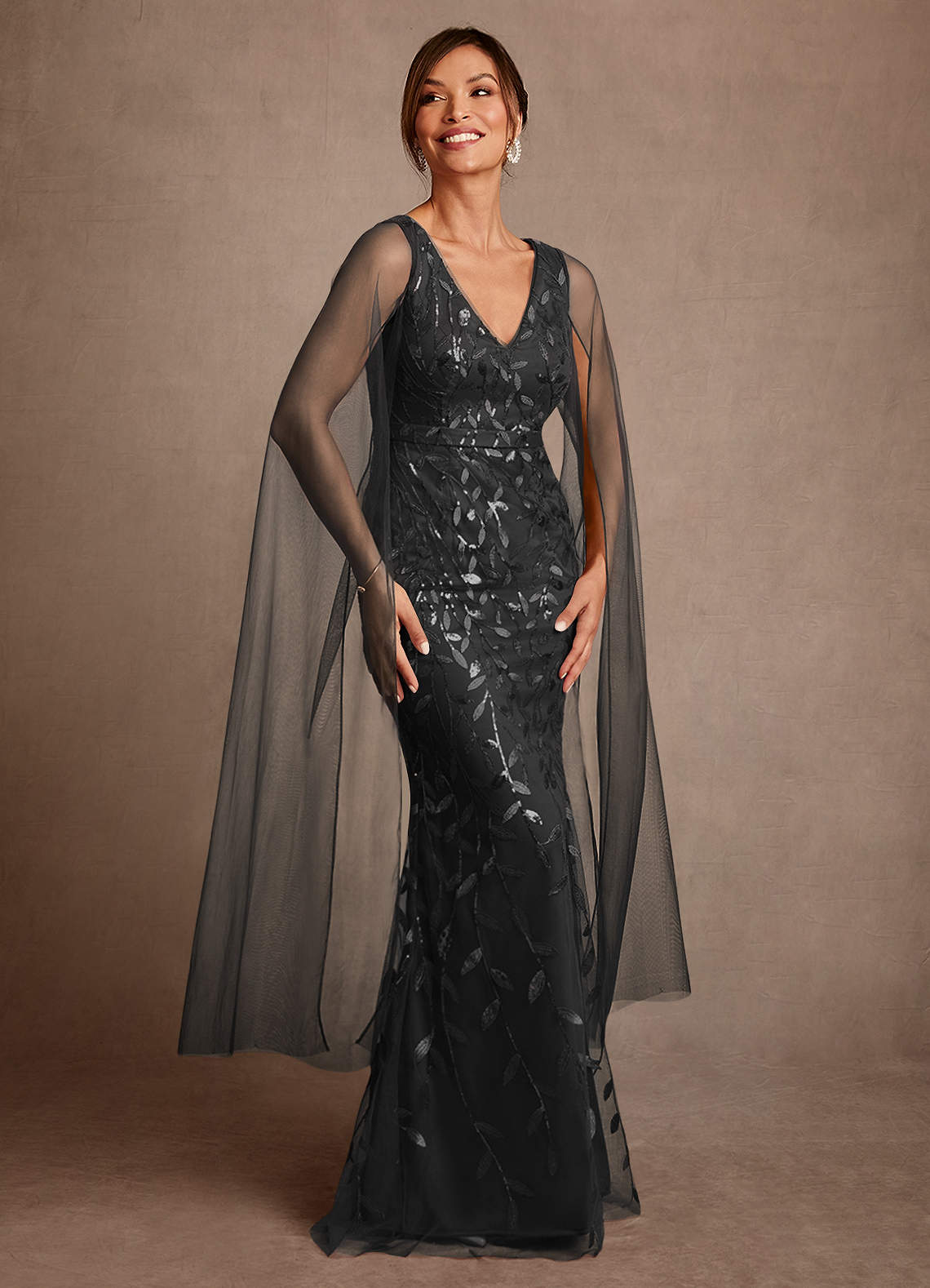 Azazie Arizona vestidos de madre de la novia Vestido de Negro de Tul de Corte Recto con Encaje image1