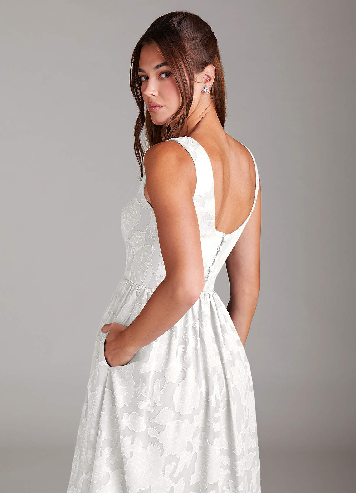Azazie Alissa Vestidos de madrinha de casamento Vestido Branco de Esgotamento Floral de Linha A com com Bolsos image1