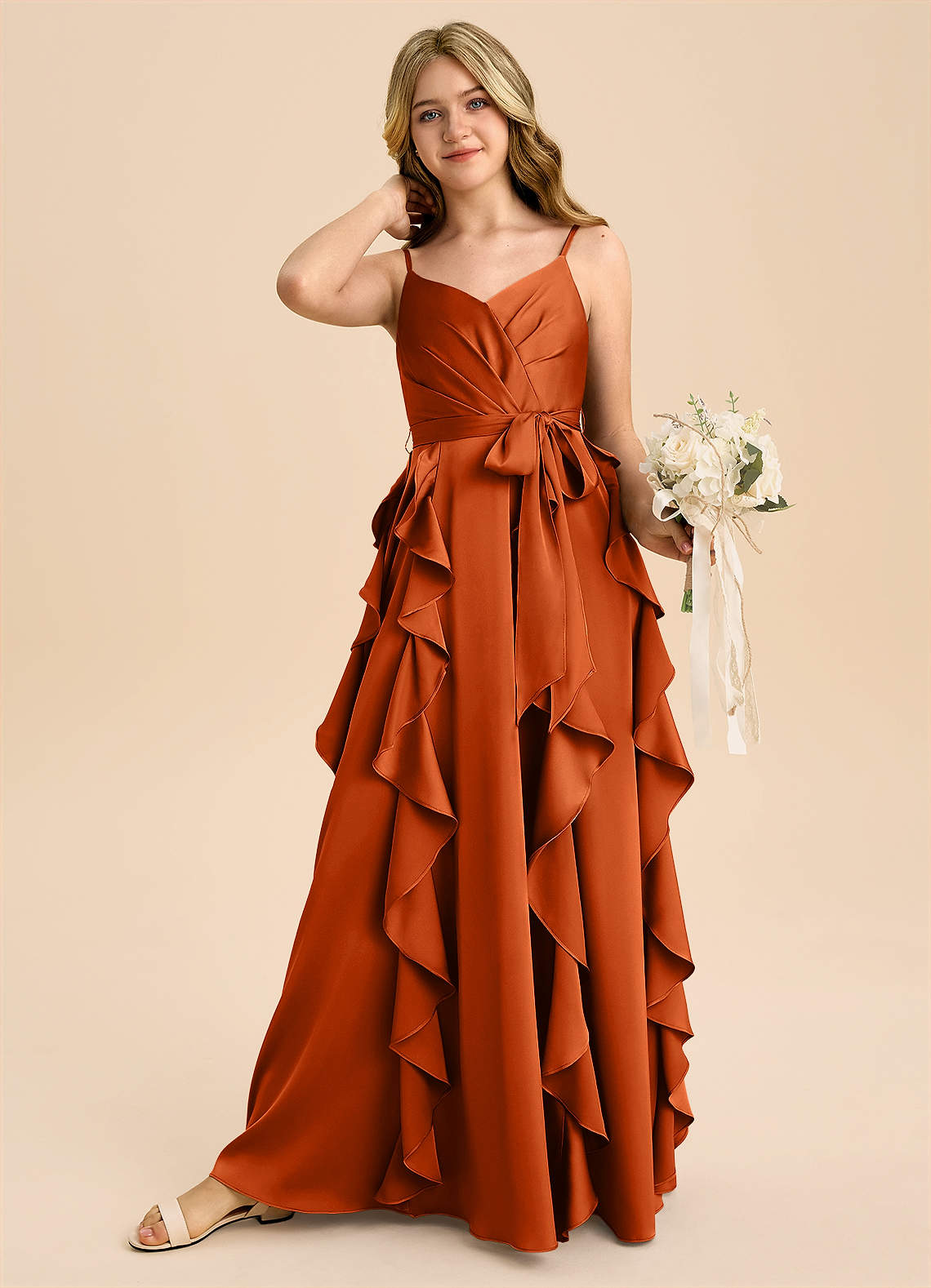 Azazie Peyton Junior Robe Trapèze en Satin extensible Plissée Orange Brûlée image2