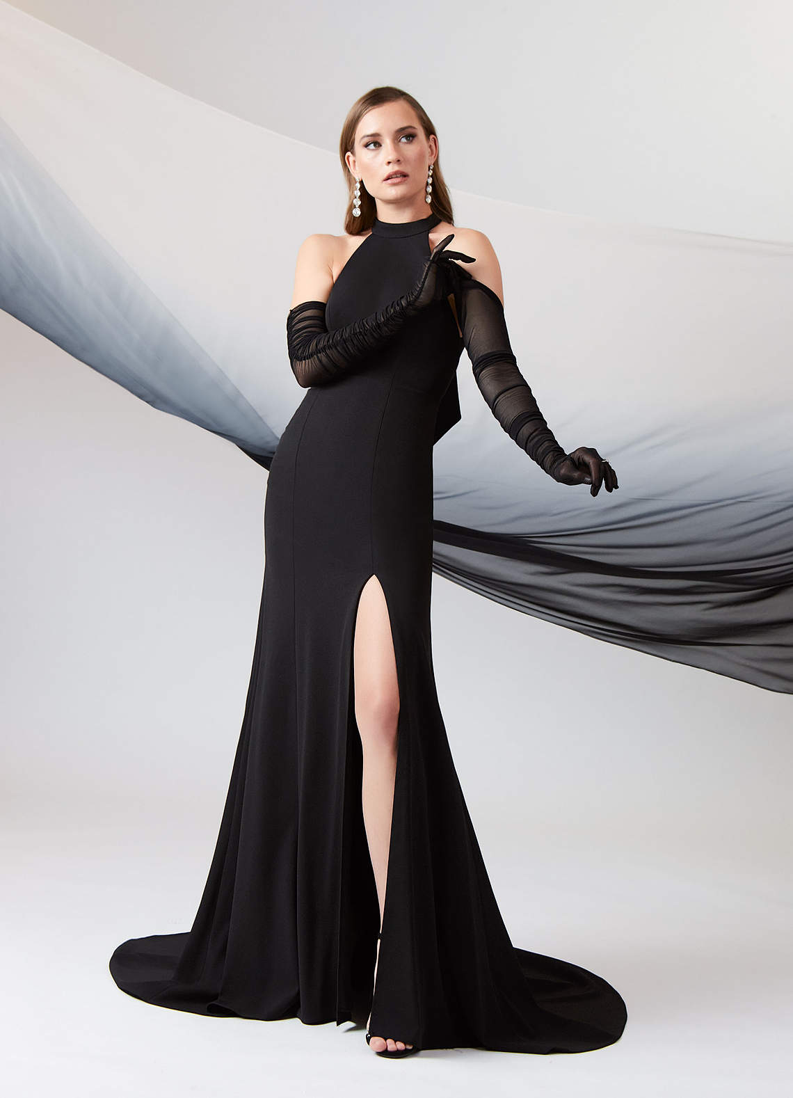 Azazie Aerith Abiti da Sposa Abito Tubino in Crepe Elasticizzato Fiocco Nero image4