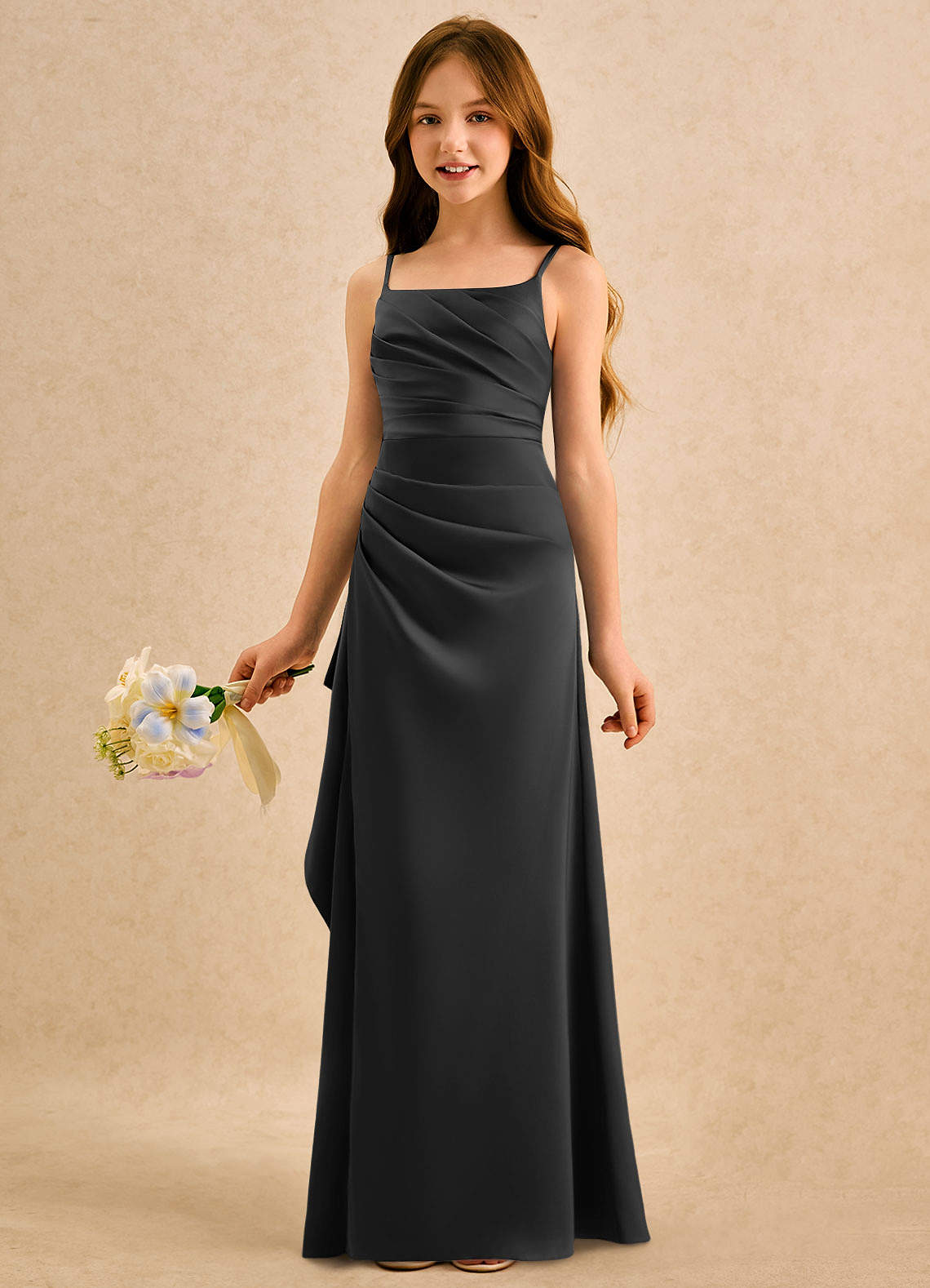 Azazie Cannoli Girls Formal vestidos de niña de las flores Vestido de Negro de Satén Elástico de Corte en A con Plisado image3