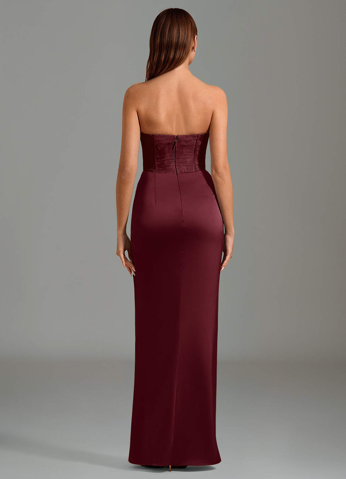 Azazie Emilia Vestidos de damas de honor Vestido de Cabernet de Satén Elástico de Corte Sirena con Sin tirantes image1