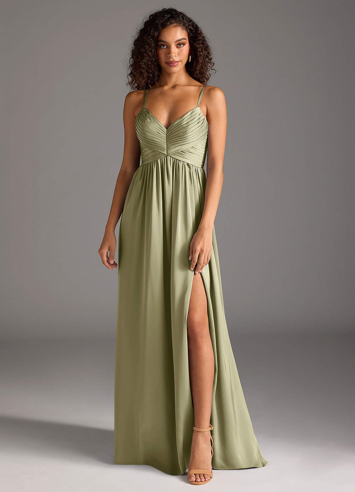 Azazie Alia Vestidos de damas de honor Vestido de Pistacho de Satén Elástico de Corte en A con Plisado image1