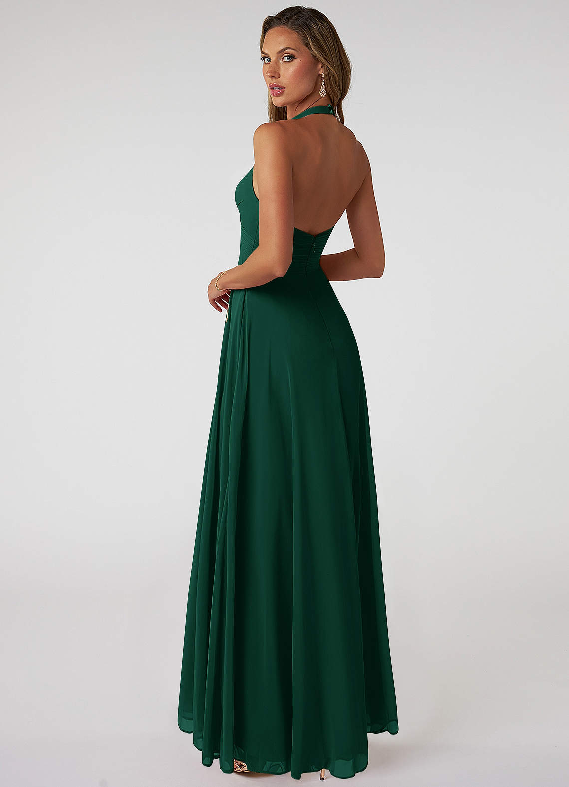 Azazie Tessie Vestidos de damas de honor Vestido de Esmeralda de Gasa de Corte en A con Cuello en V plisado image1