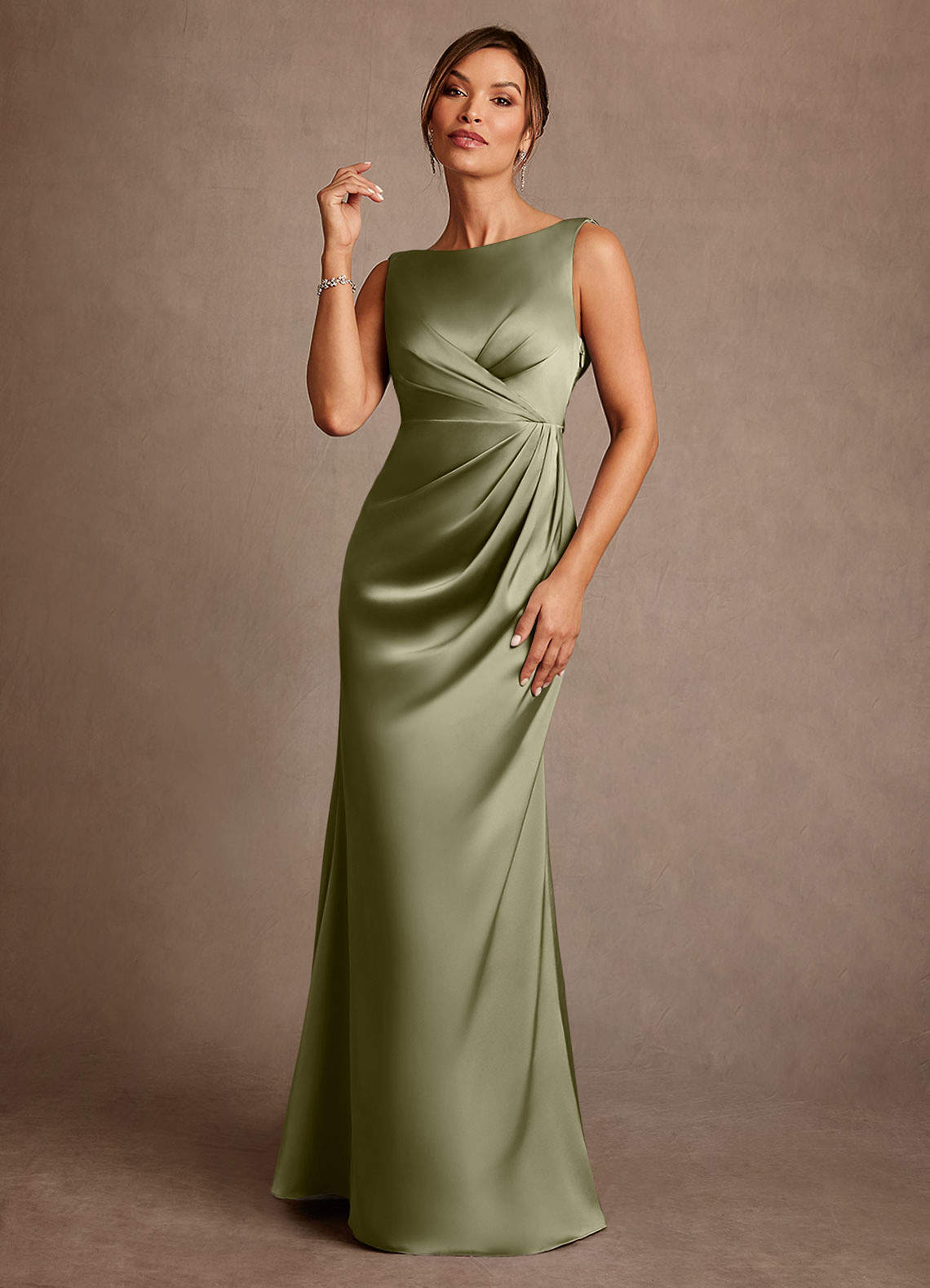 Azazie Baltimore vestidos de madre de la novia Vestido de Pistacho de Satén Elástico de Corte en A con Plisado image1