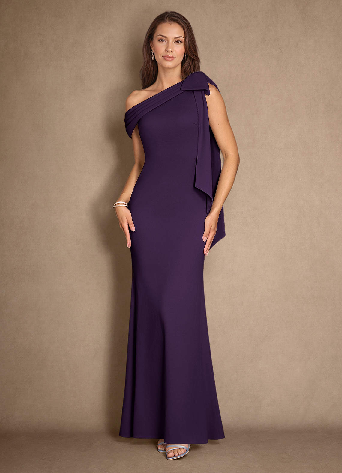 Azazie Myers vestidos de madre de la novia Vestido de Ciruela de Crepé elástico de Sirena con Plisado image1