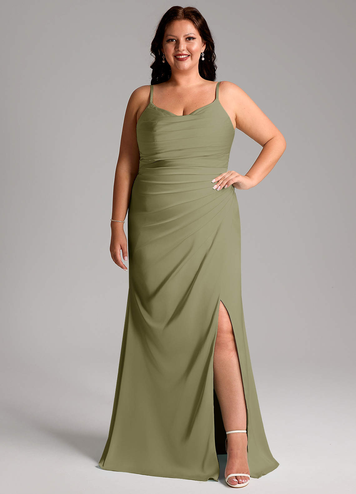 Azazie Deandra Vestidos de damas de honor Vestido de Pistacho de Satén Elástico de Corte Sirena con Plisado image1