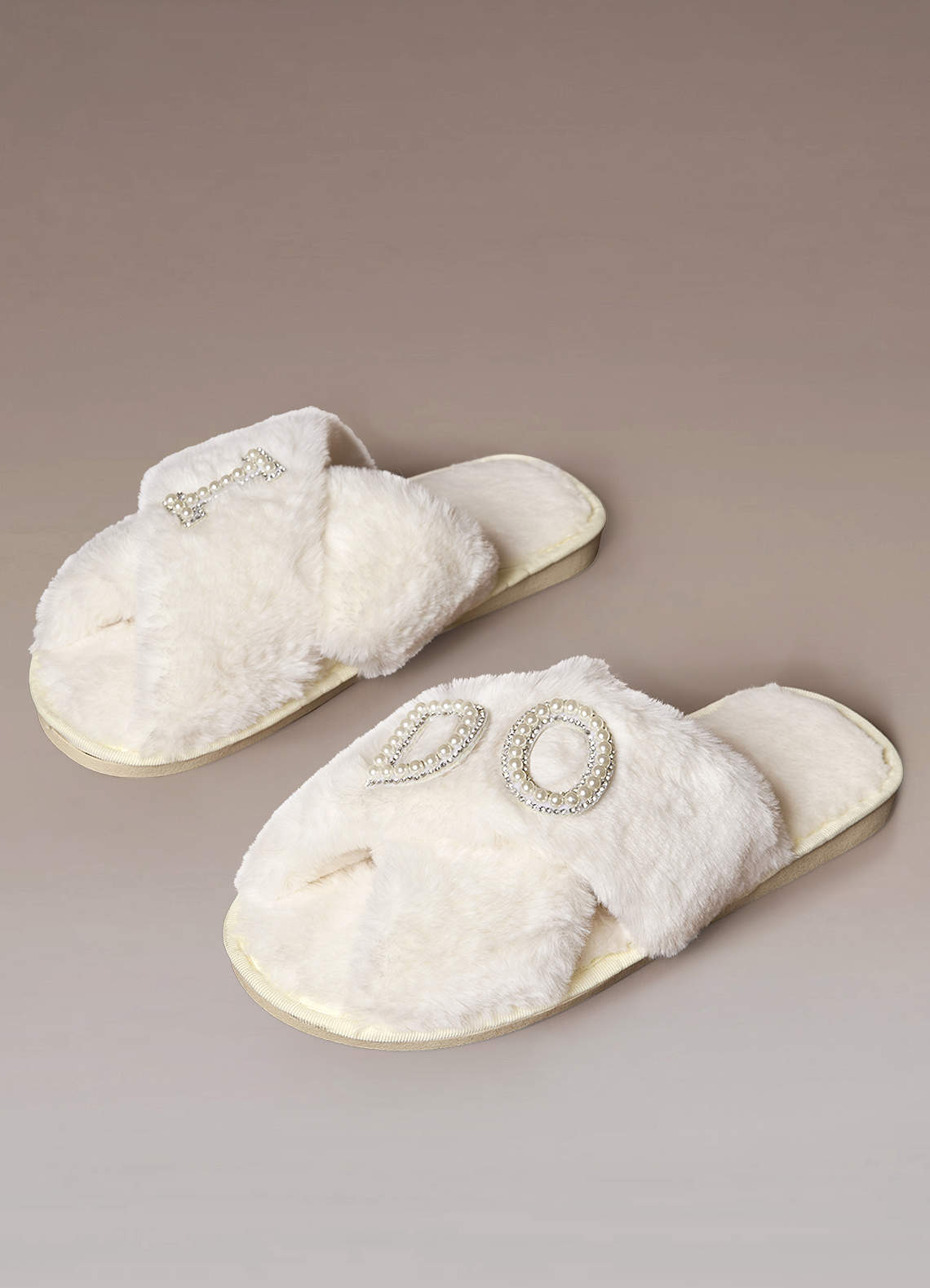 Slippers with best sale fluffy fronts