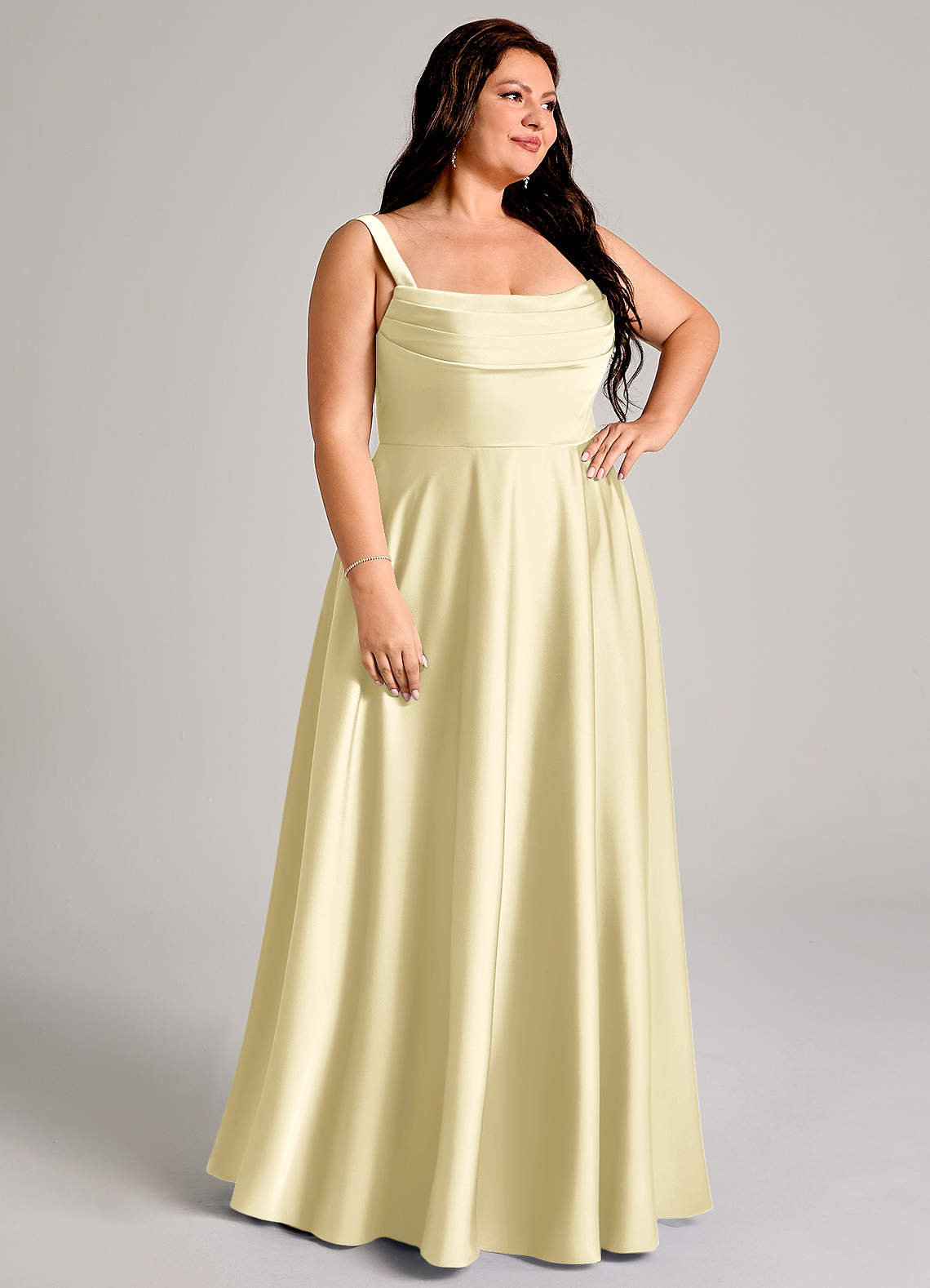 Azazie Shaude Robes de demoiselle d'honneur Robe Trapèze en Satin extensible Plissée Sorbet Citron image9