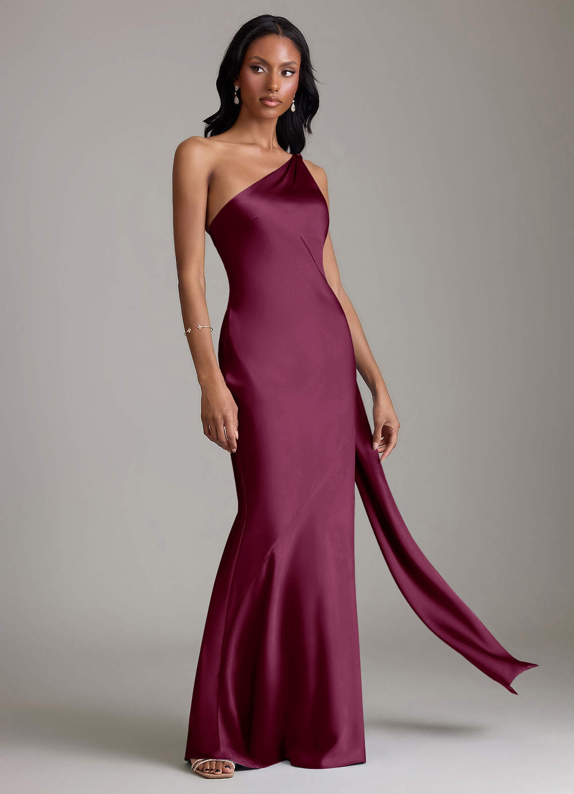 Azazie Juniper Abiti da Damigella Abito Sirena in Raso Elasticizzato Monospalla Gelso image4