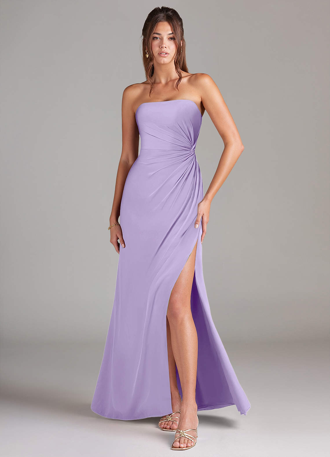 Azazie Aliani Vestidos de damas de honor Vestido de Lila de Gasa de Corte Recto Convertible con Sin tirantes image1