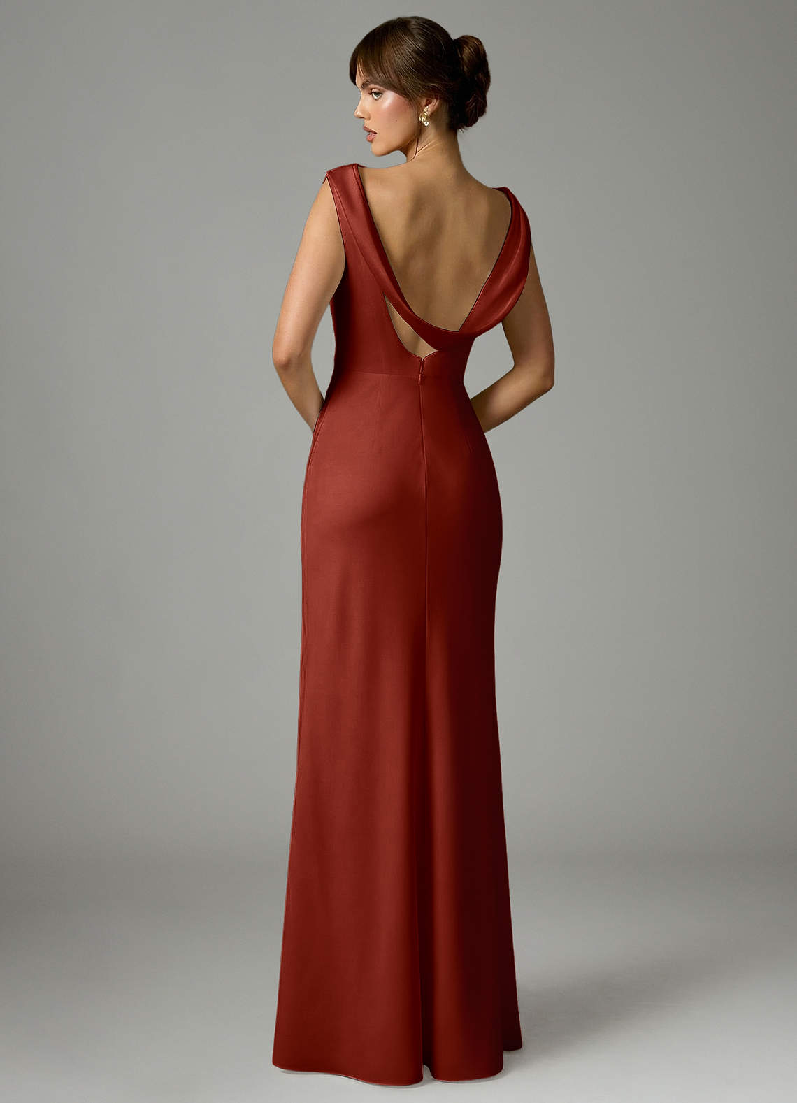 Azazie Kieryn Robes de demoiselle d'honneur Robe Sirène en Satin extensible Plissée Terracotta image4