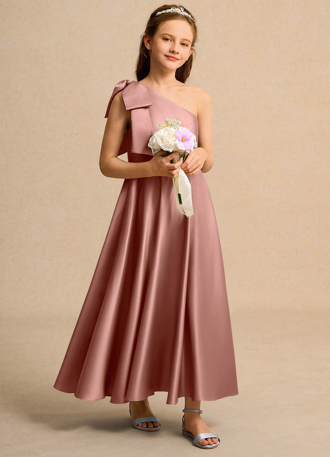 Azazie Guppy Girl Flower Girl Klänningar Klä A-Line i Matt satäng Ena axeln image1