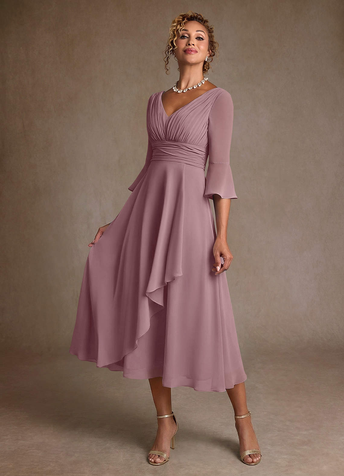 Azazie Aerynne Vestidos para mãe da noiva Vestido Rosa Empoeirada de Chiffon de Linha A com Plissado image2