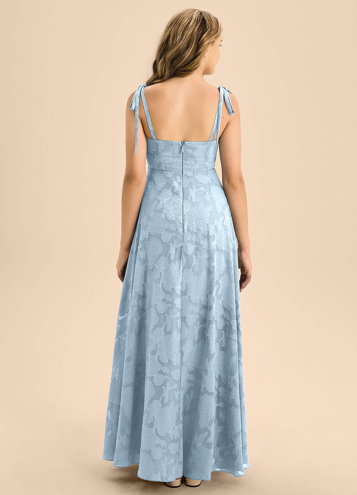 Azazie Rosey Junior Vestido de Azul Cielo de Devorado Floral de Corte En A con Escote de Corazón image1