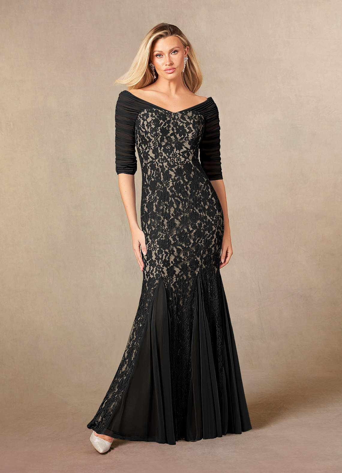 champagne with black lace mother of the bride dresses