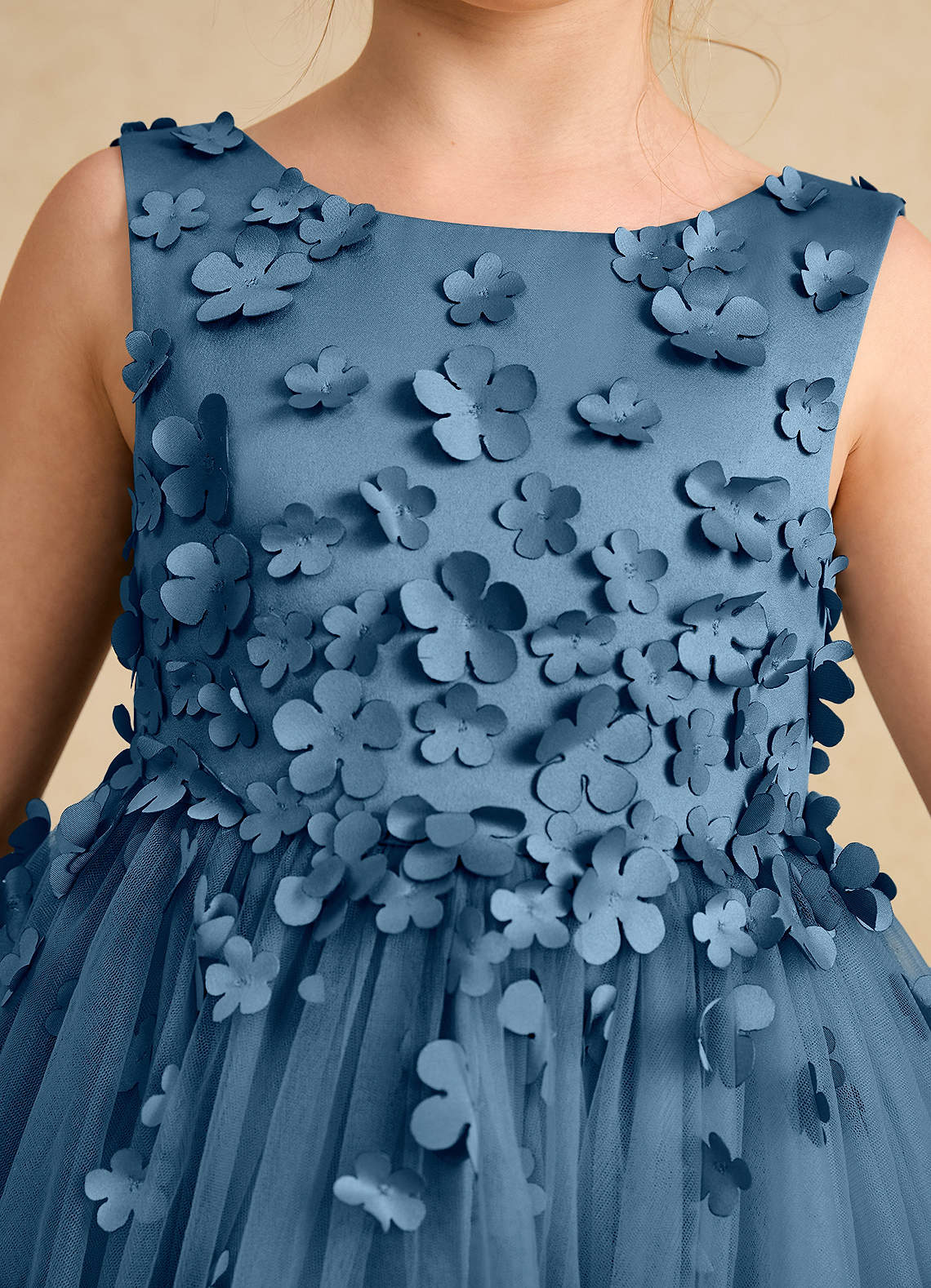 Azazie Lana Vestidos de florista Vestido Bermudas de Cetim fosco de Linha A com Sem mangas image5