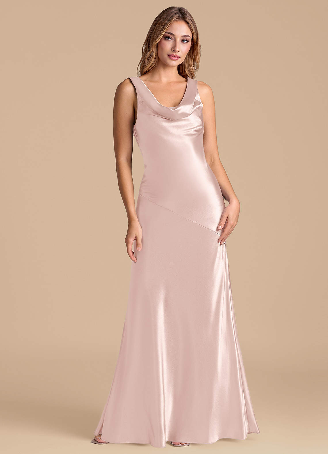 Azazie Rylina 신부 들러리 드레스 인어 메탈릭 새틴 바닥 길이 드레스 image1