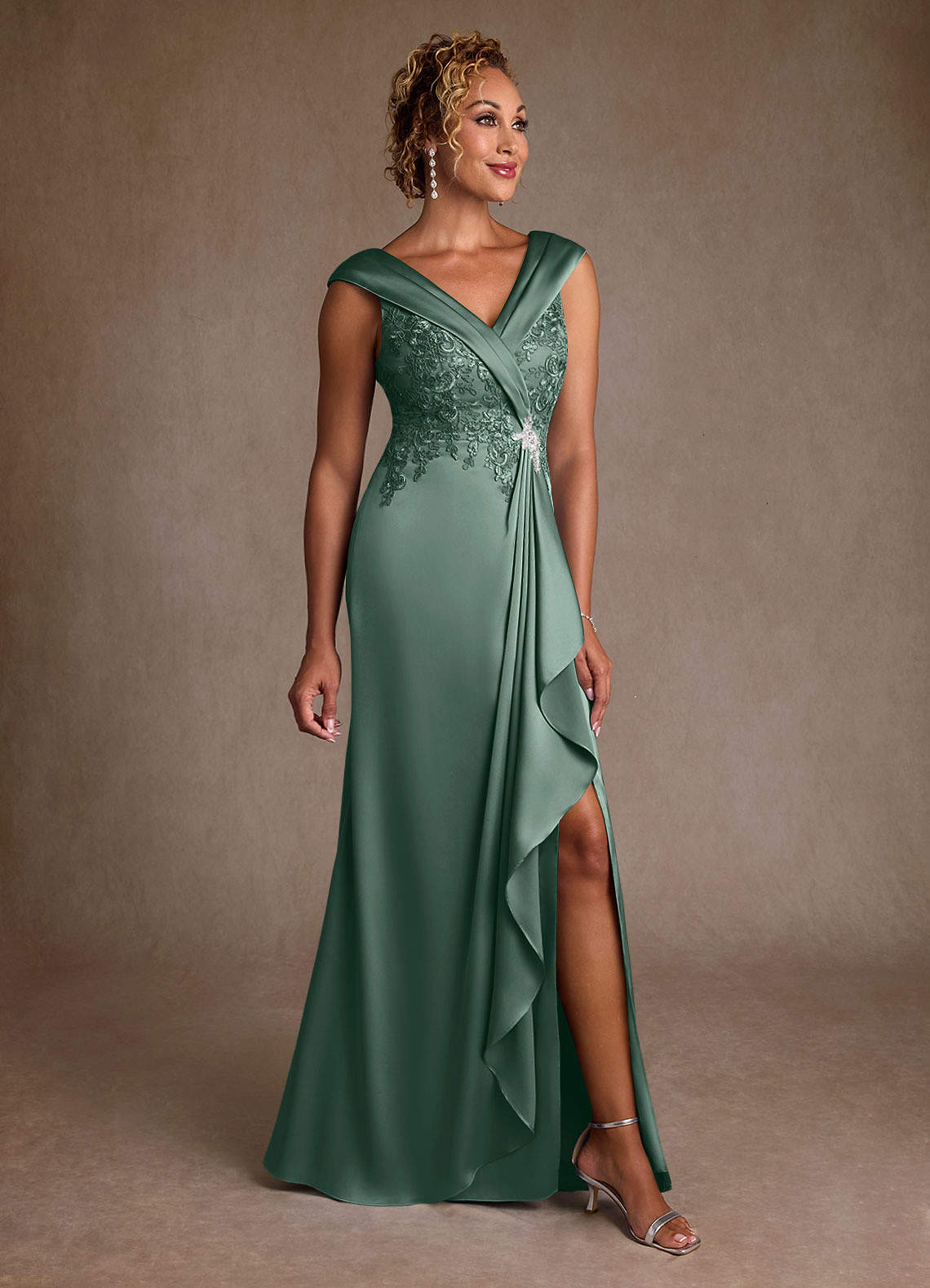 Azazie Santa Monica Kleider für die Brautmutter A-Linie Spitze Kleid Eukalyptus image1