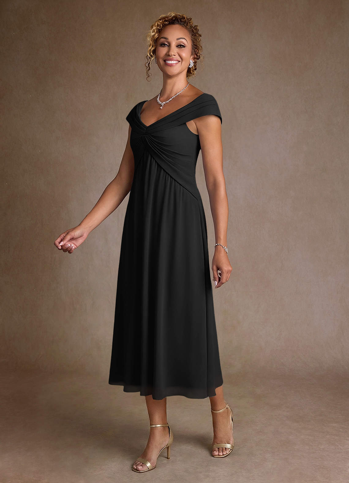 Azazie Mirta Vestidos para mãe da noiva Vestido Preto de Esgotamento Floral de Linha A com Plissado image3