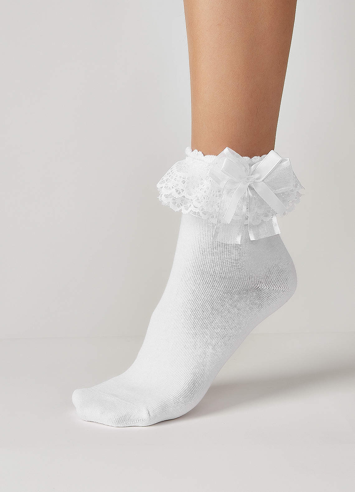 front Lace Ruffle Socks