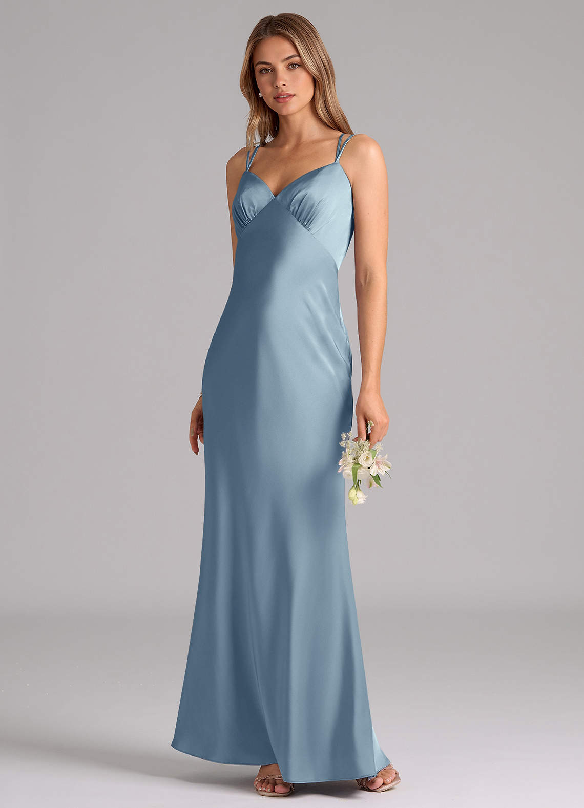 Azazie Suttona Vestidos de damas de honor Vestido de Azul Polvoriento de Satén Elástico de Corte en A con Plisado image3