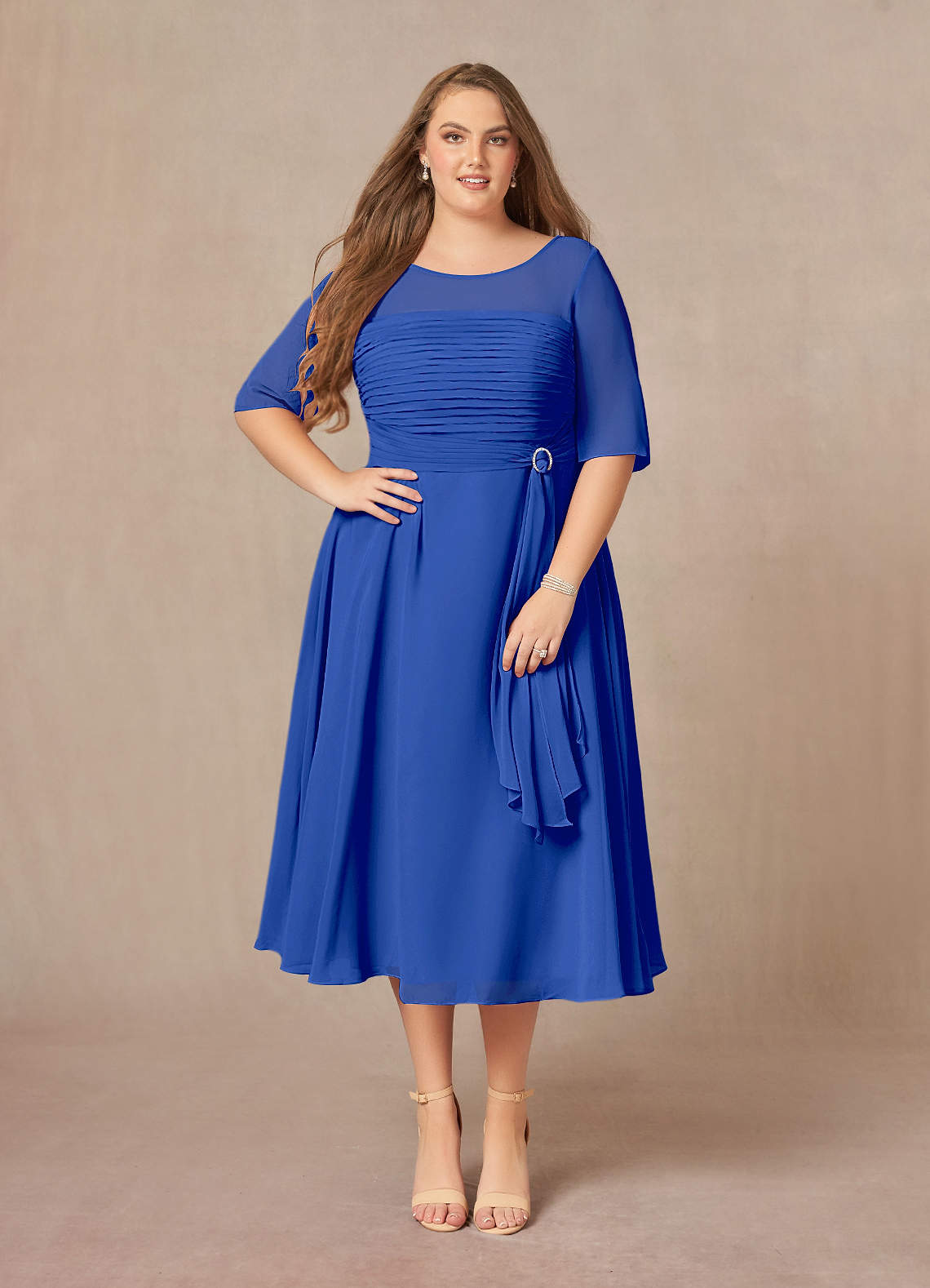 Azazie Naomi Mère de la mariée Robes Robe Trapèze en Mousseline de soie Col bateau plissé Bleu Roi image1