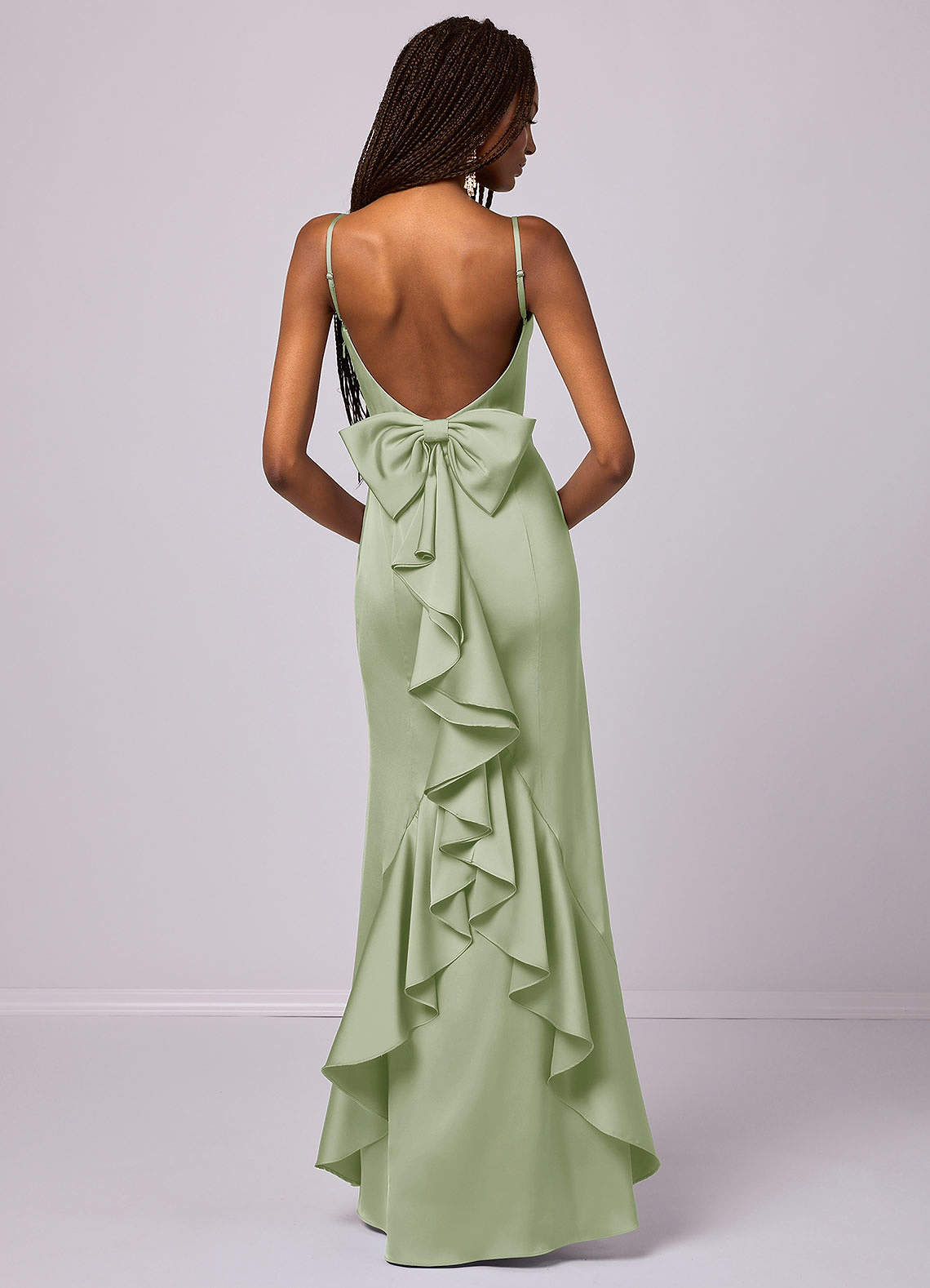 Barbie ♥ Azazie Robes de demoiselle d'honneur Robe Sirène en Satin extensible Arc Vert Sauge image1