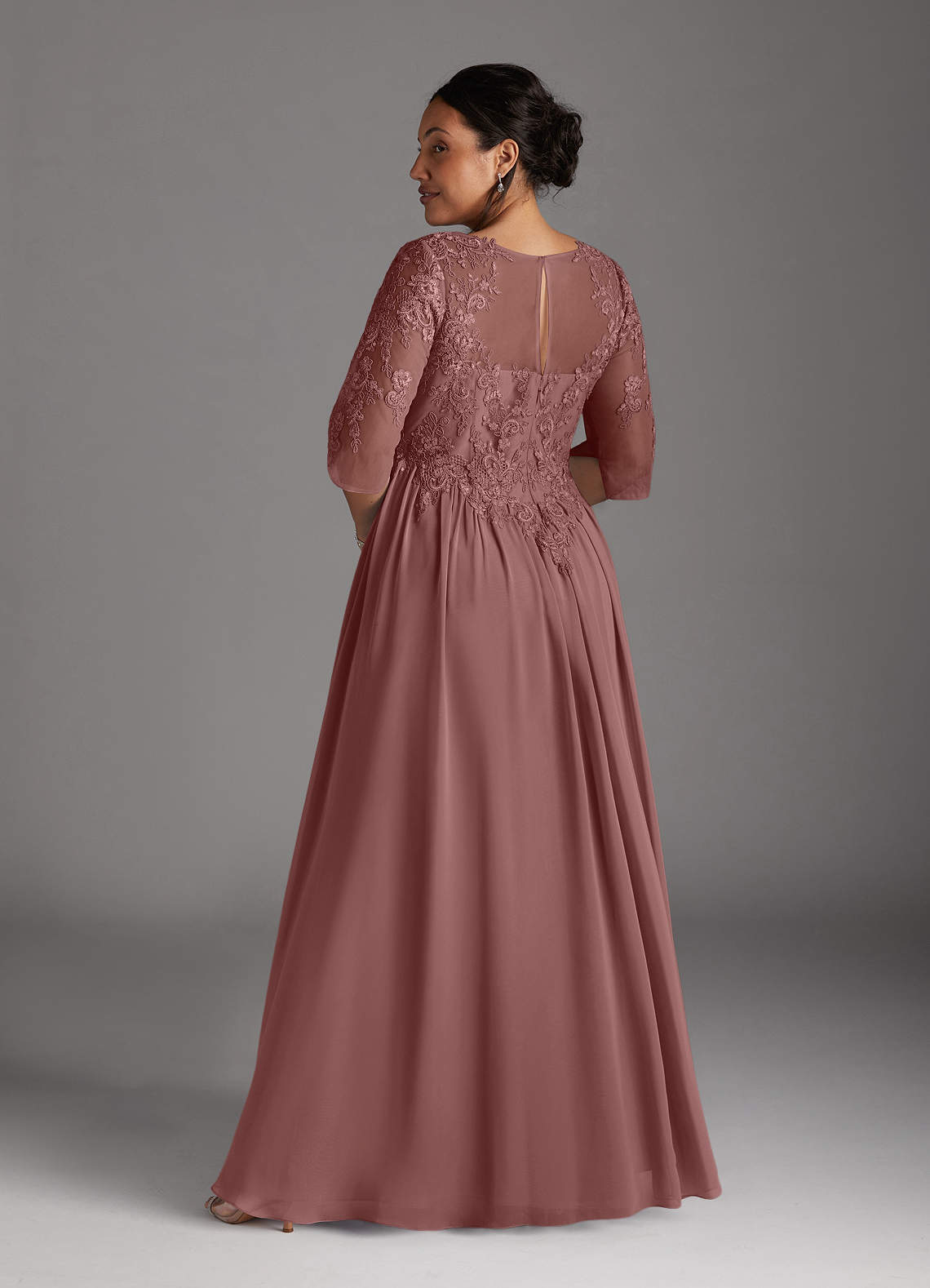 Azazie Mirielle vestidos de madre de la novia Vestido de Rosa Del Desierto de Gasa de Corte En A con Encaje Scoop image7