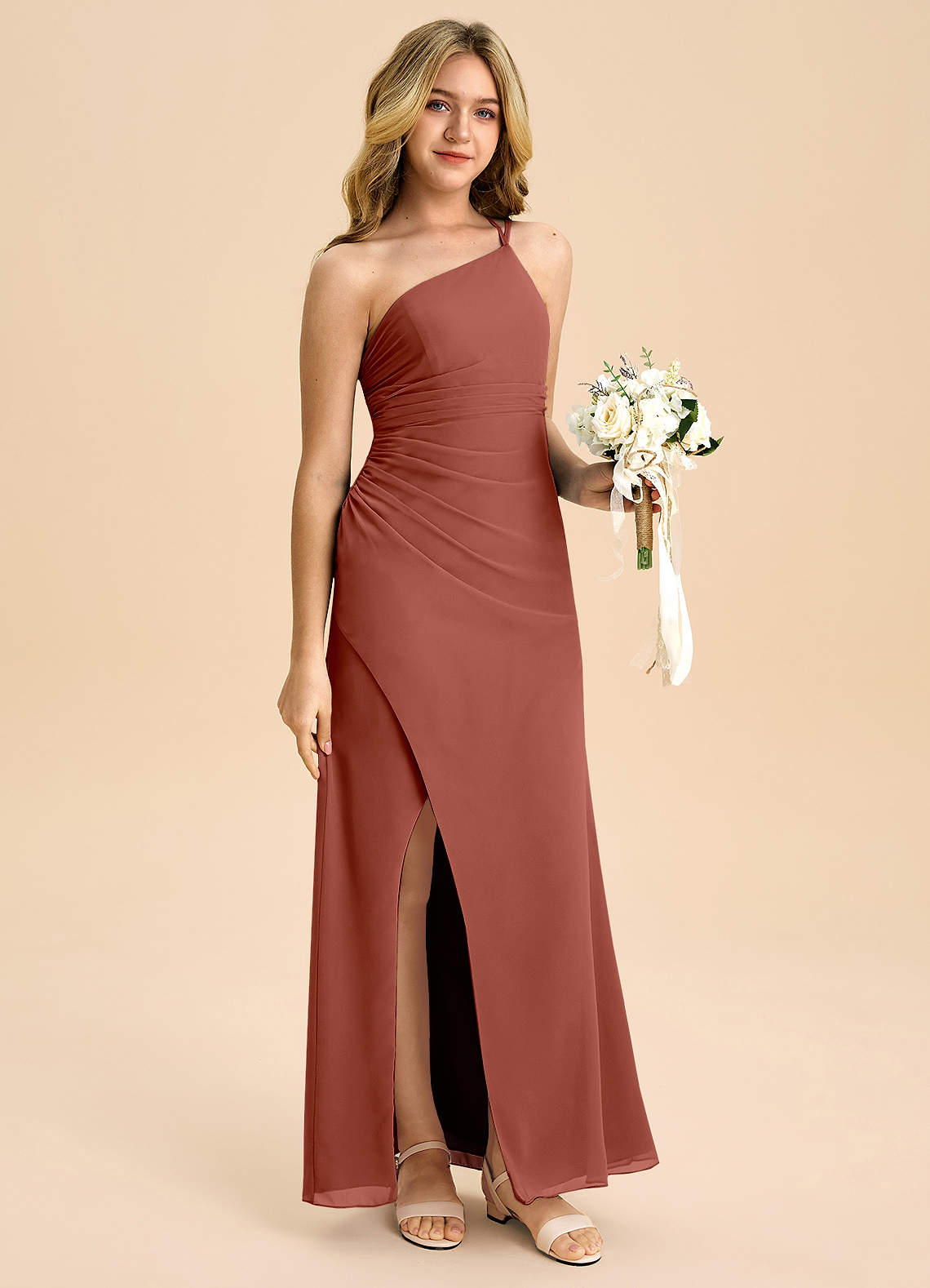 Azazie Eren Junior Vestido Castanho Aloirado de Chiffon de Linha A com Plissado image2