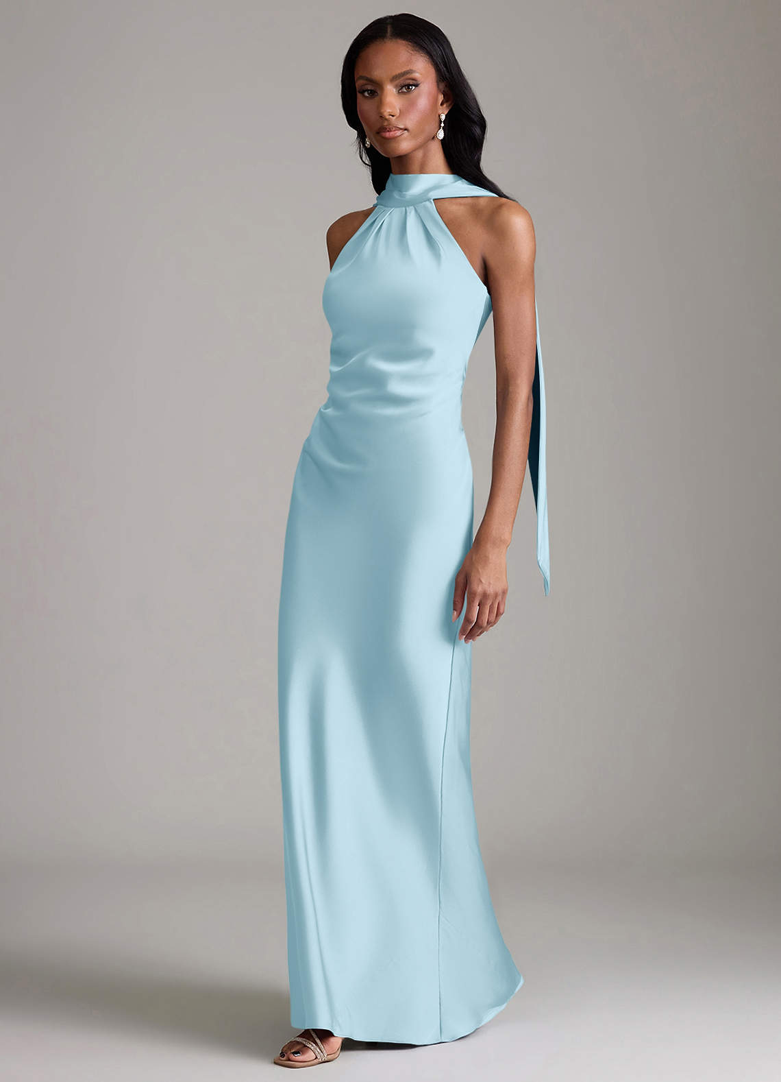 Azazie Cassiana Vestidos de damas de honor Vestido de Azul Cielo de Satén Elástico de Corte Sirena con Plisado image4