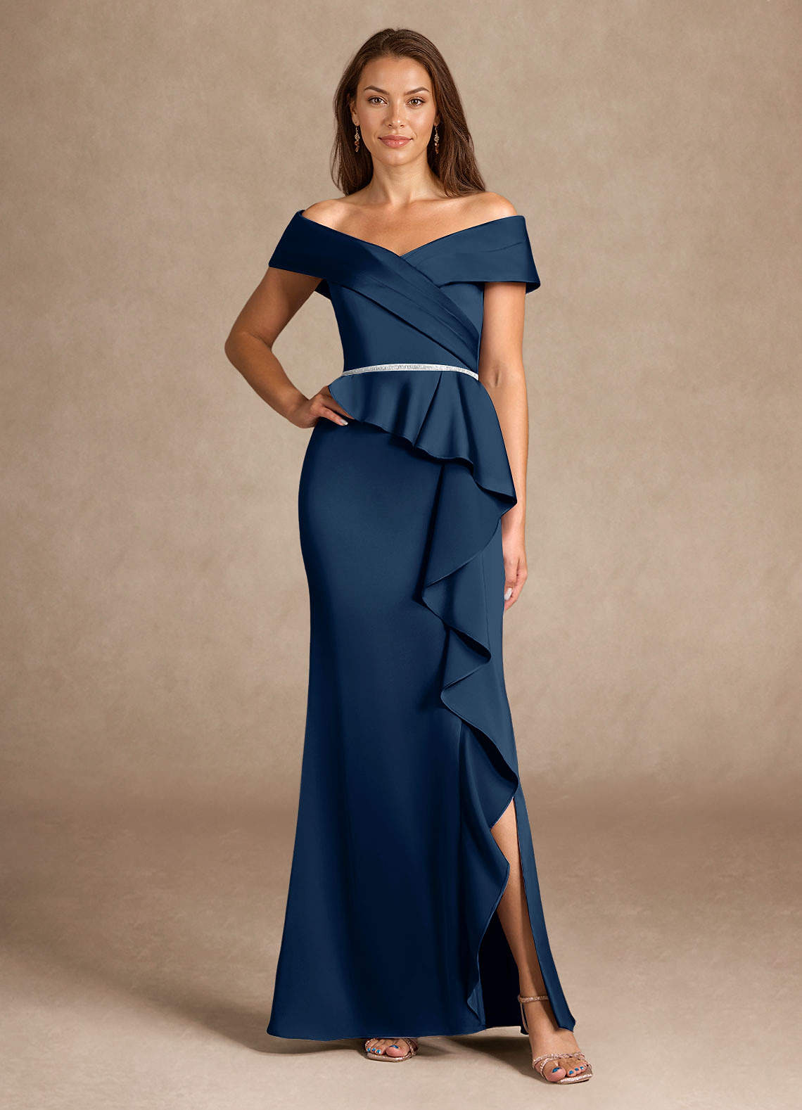 Azazie Dareia vestidos de madre de la novia Vestido de Azul Marino Oscuro de Satén Elástico de Sirena con Vestidos sin tirantes image1
