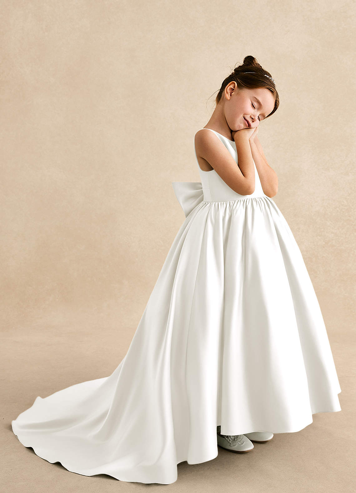 Azazie Mimia Robe Demoiselle D'honneur Fillette Robe Trapèze en Mat Satiné Arc Ivoire image3