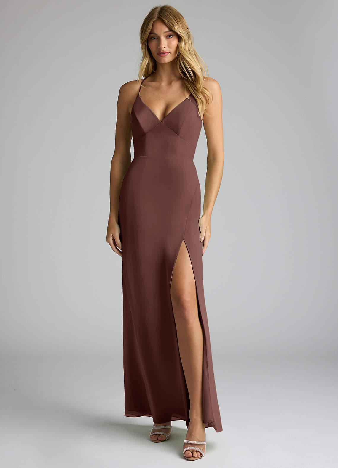 Azazie Becca Brautjungfernkleider Etui V-Hals Chiffon Kleid Espresso image1