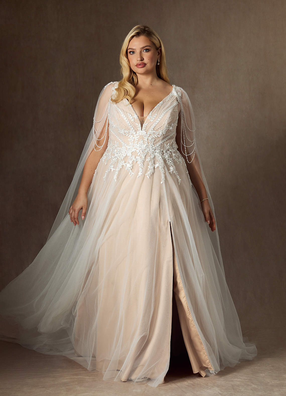 Azazie Goddess Robes de mariée Robe Trapèze en Tulle Col V à paillettes Diamant Blanc Champagne image10