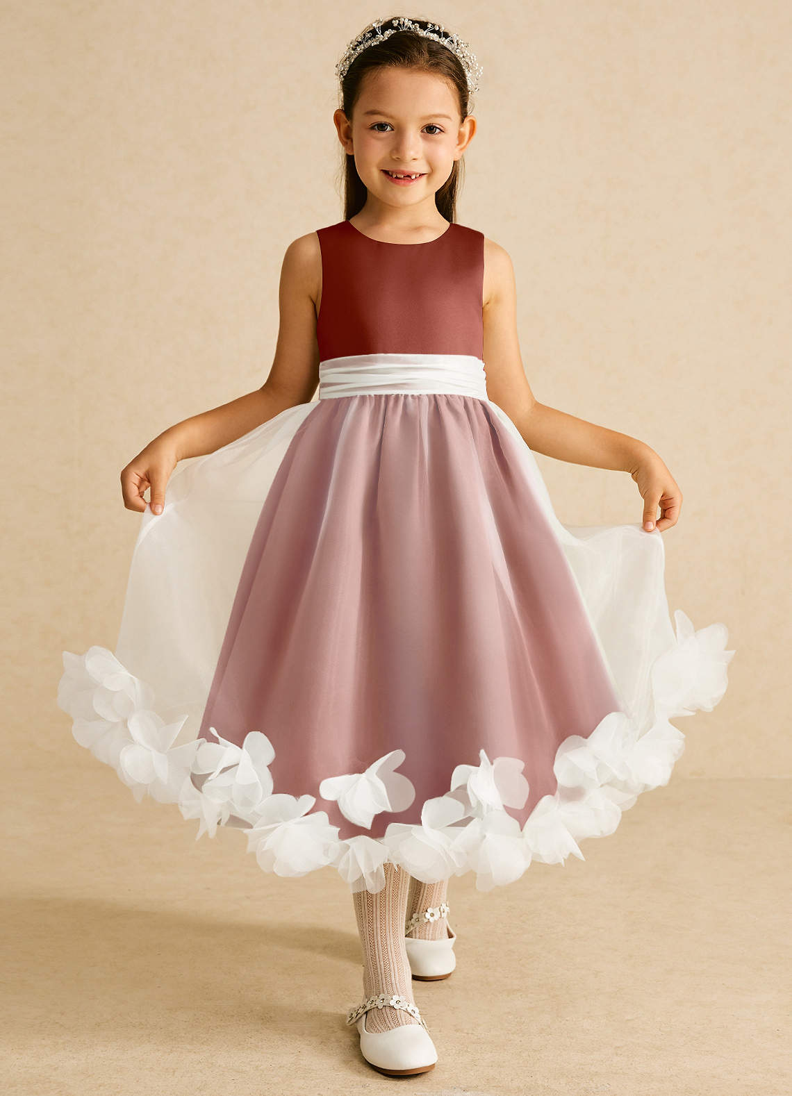 Azazie Stardust Robe Demoiselle D'honneur Fillette Robe Trapèze en Organza Sans manches Auburn image1