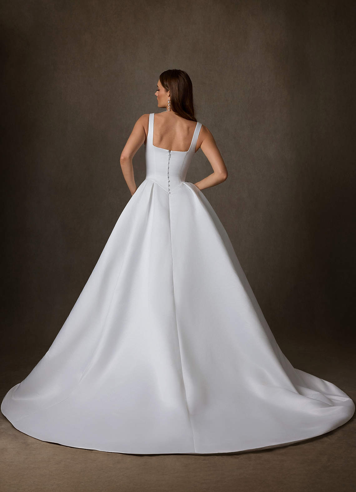 Azazie Celeste Bröllopsklänningar Klä av Balklänning i Satin med fickor Diamantvit image6