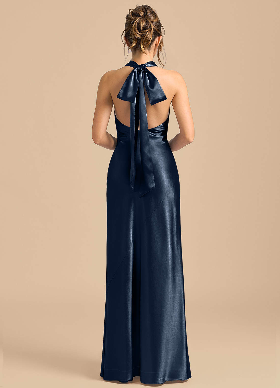 Azazie Velli Vestidos de madrinha de casamento Vestido Azul Marinho de Cetim Metálico de Bainha com Pescoço alto image4