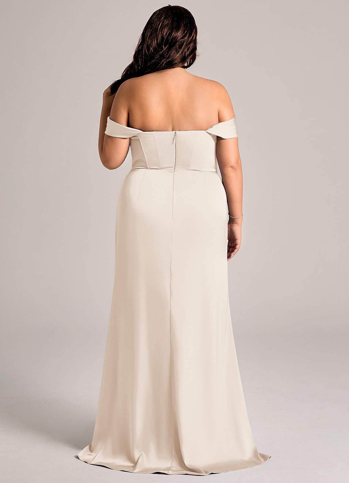 Azazie Johana Brautjungfernkleider Wandelbar Meerjungfrau-Linie Schulterfrei Stretch-Satin Kleid Alabaster Weiß image8