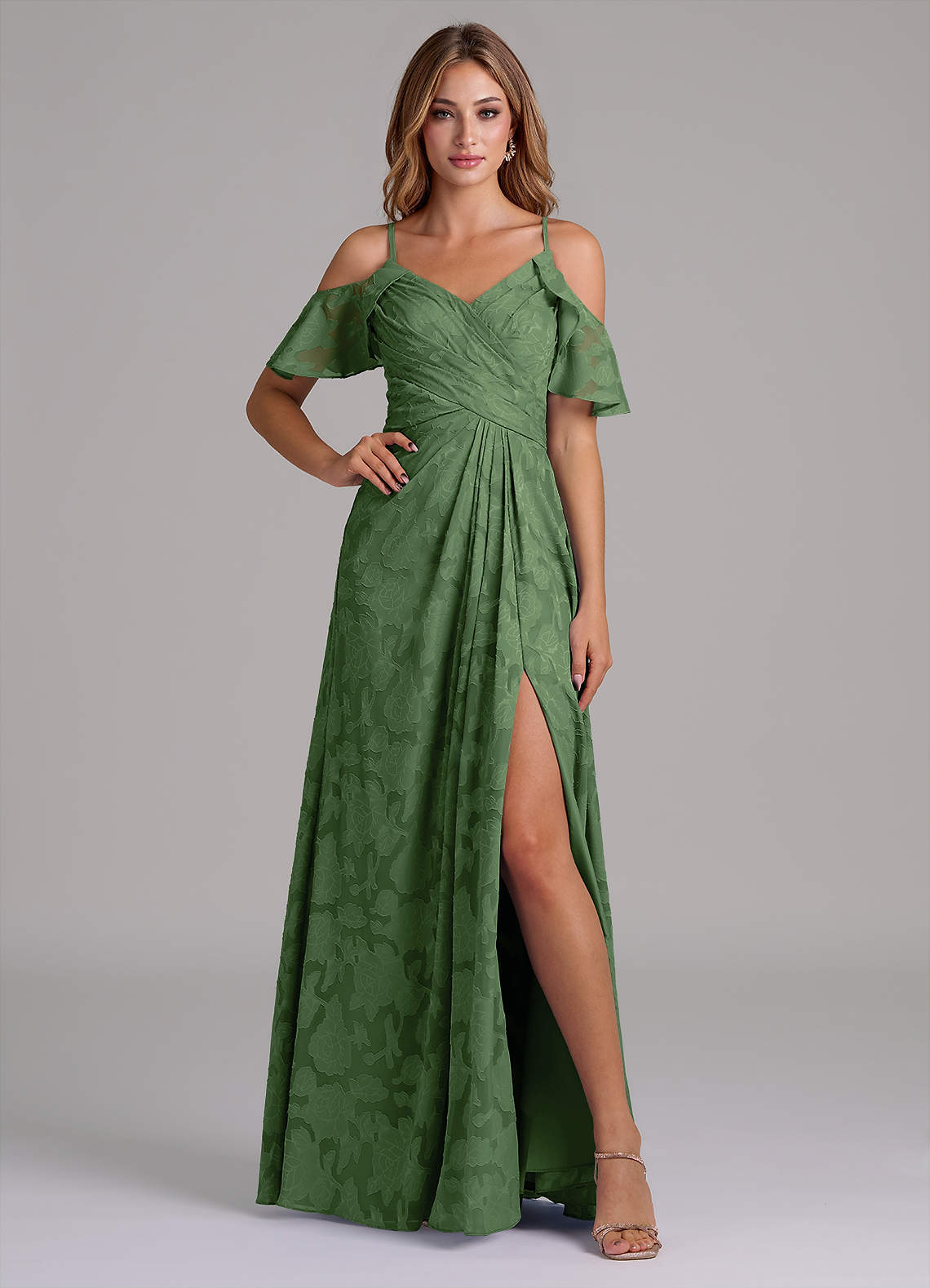 Azazie Dakota Jurken voor bruidsmeisjes Jurk van Bloemen Burn-out met A-Lijn Off the Shoulder Eucalyptus image1