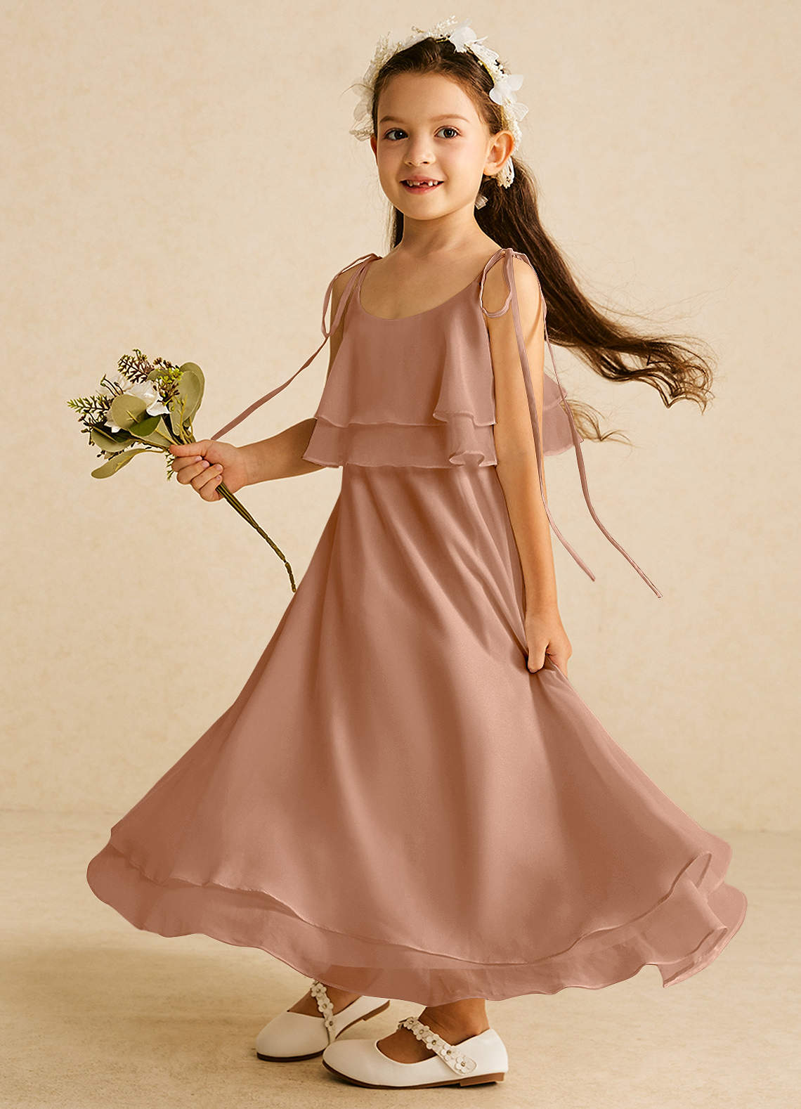 Azazie Temi Blumenmädchenkleider A-Linie Spaghetti Riemen Chiffon Kleid Champagner Rosa image1