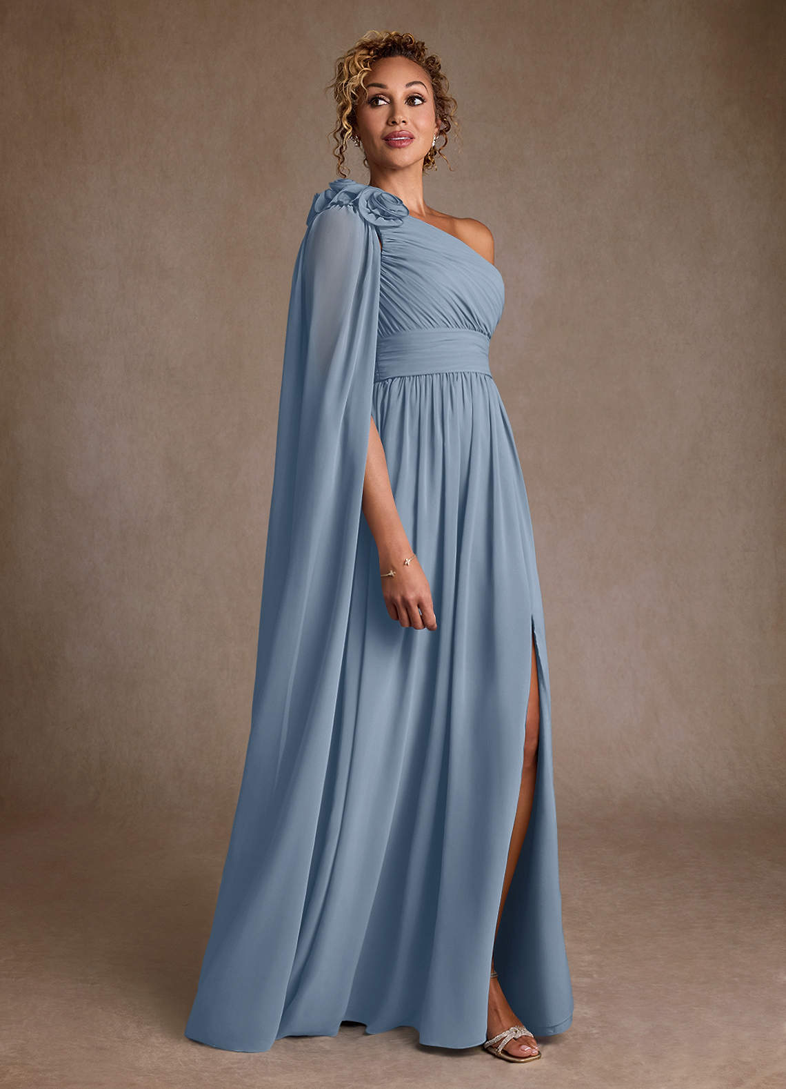 Azazie Lancaster Mère de la mariée Robes Robe Trapèze en Mousseline de soie Une épaule Bleu Poussiéreux image2
