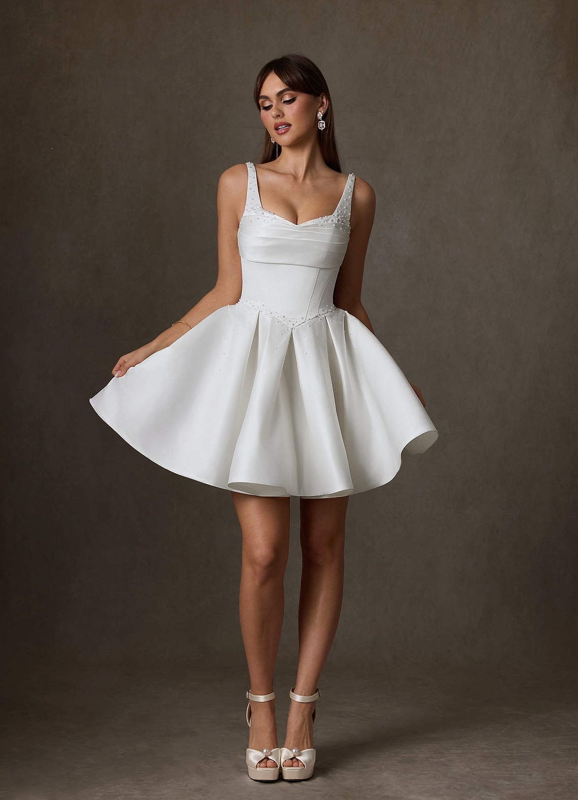 Azazie Zelina Bröllopsklänningar Klä av A-Linje i Satin Älskling Halsringning Diamantvit image2